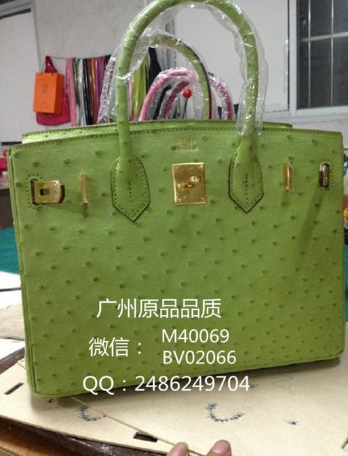 商業(yè)機(jī)會 服裝,鞋帽 女包系列 >> 廣州專柜原品迪奧一品貨源批發(fā)