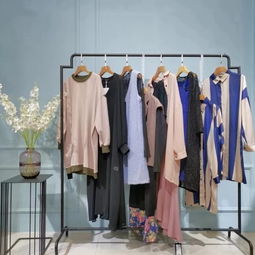 一件長裙可以改變一個女孩的命運 19秋新款品牌折扣女裝五愛服飾批發(fā)