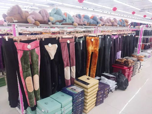 玉門火狐貍服裝批發(fā)城24號(hào)試營(yíng)業(yè) 折扣巨獻(xiàn)，批發(fā)價(jià)格再創(chuàng)新低